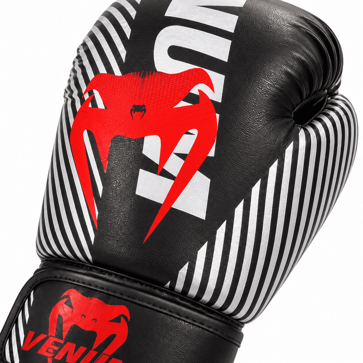 Venum Boxing Gloves BLACK&RED 8OZ — view 2