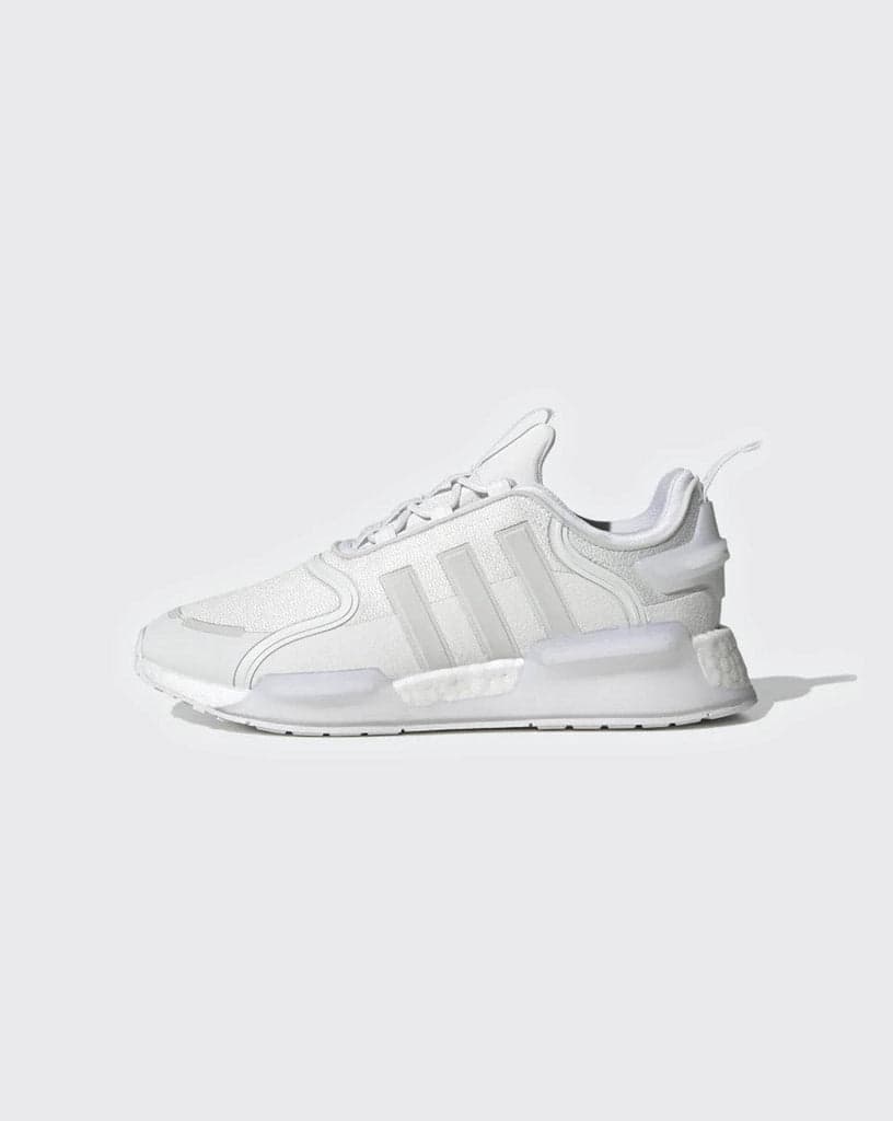 Adidas M HP9831 NMD V3 WHITE | 42
