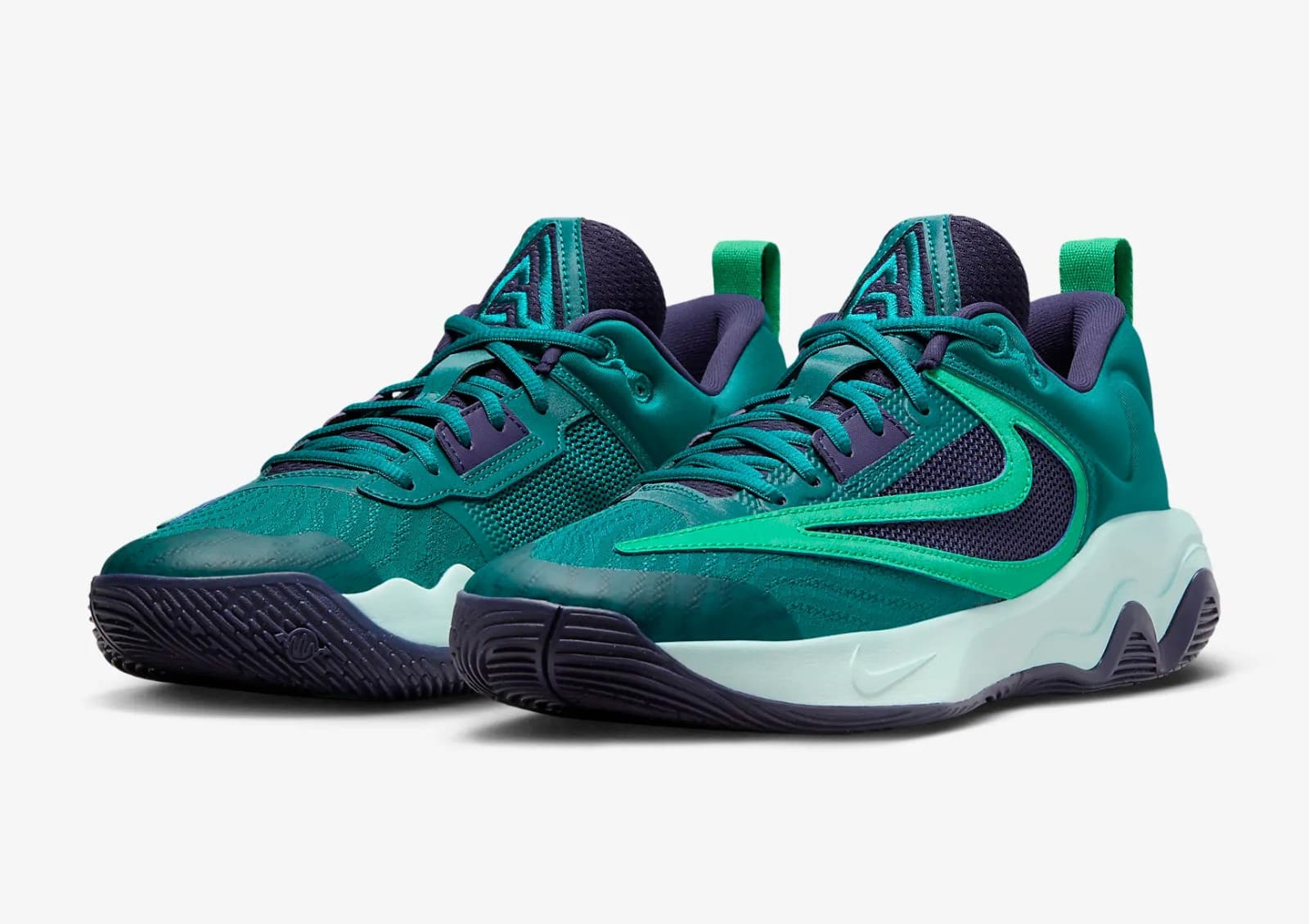 Nike M DZ7533 301 Immortality 3 GREEN.PURPLE | 42.0