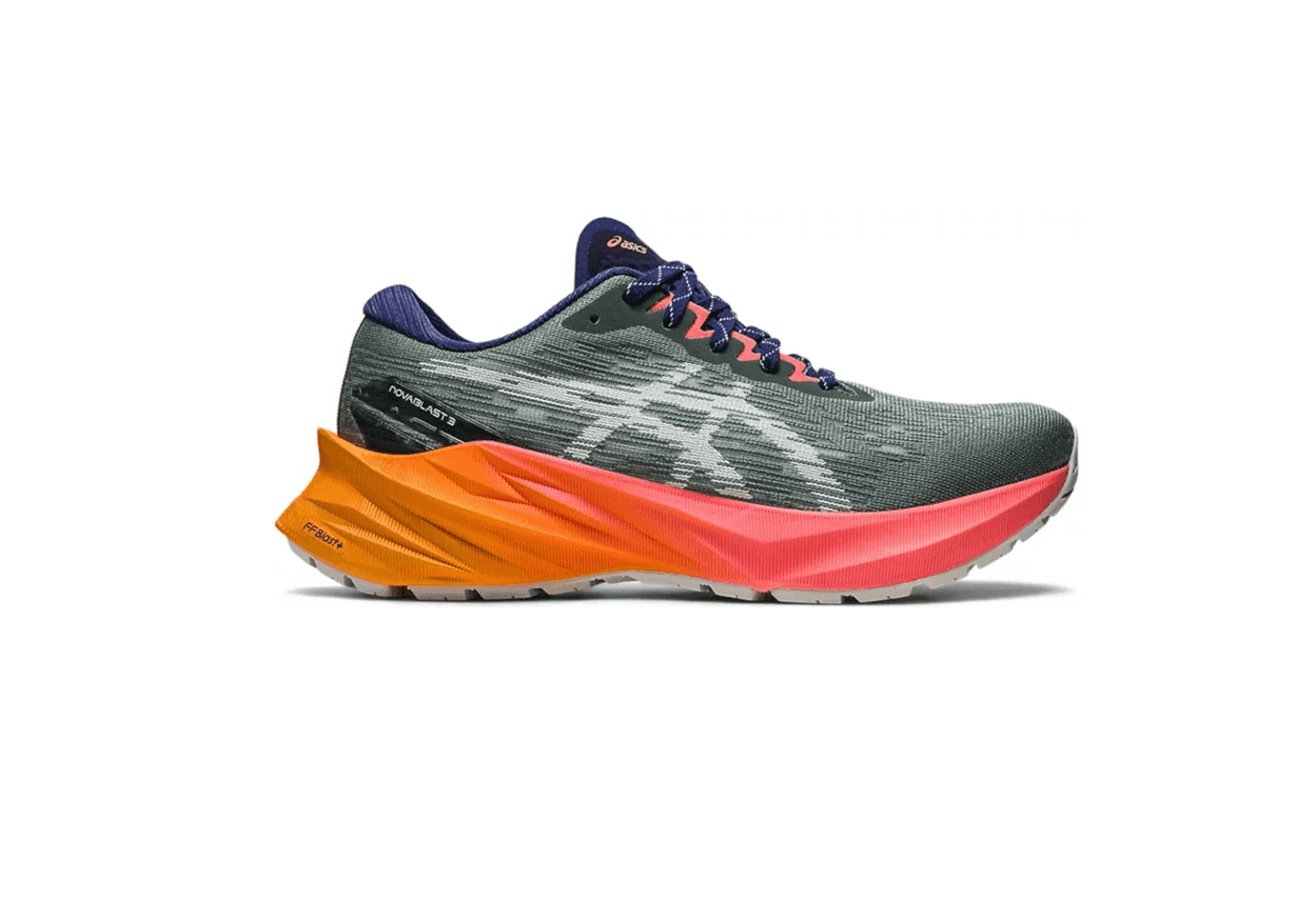 Asics Novablast 3 TR w 386-700 Black&papaya | 39.5